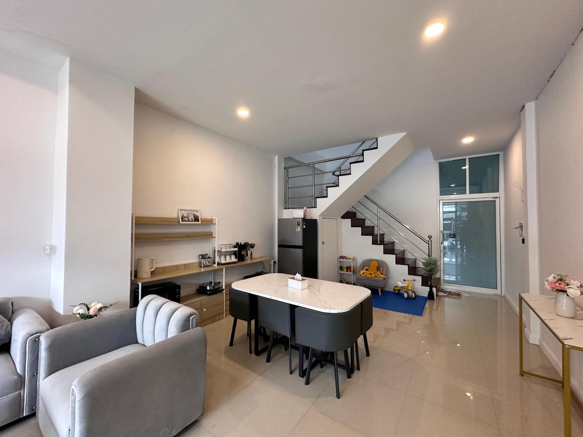 Home Living 8 At Hat Yai Ban Kho Hong Esterno foto
