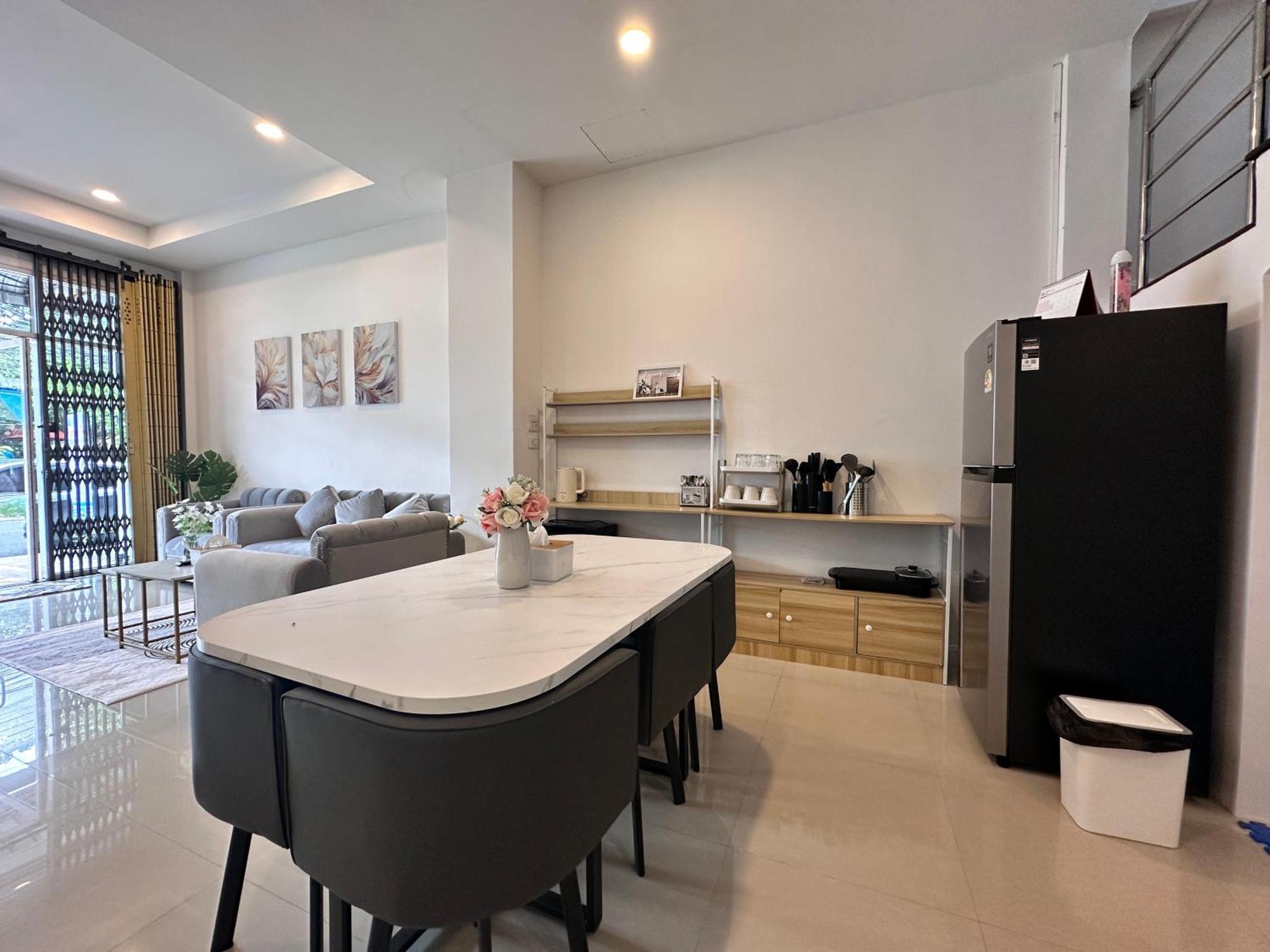 Home Living 8 At Hat Yai Ban Kho Hong Esterno foto